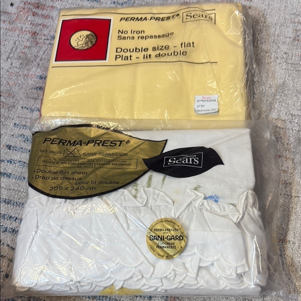Sears Flat Sheets - set of two Double size New in Package